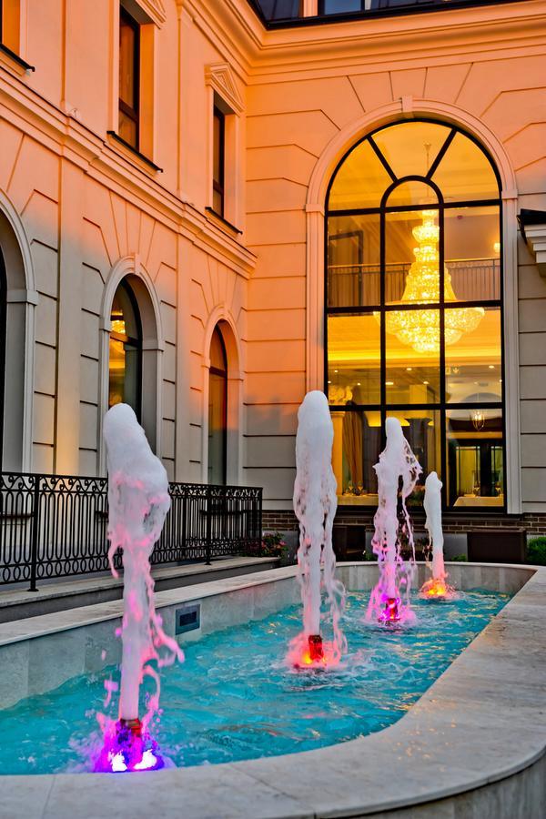 Hotel Mansor Ząbki Extérieur photo