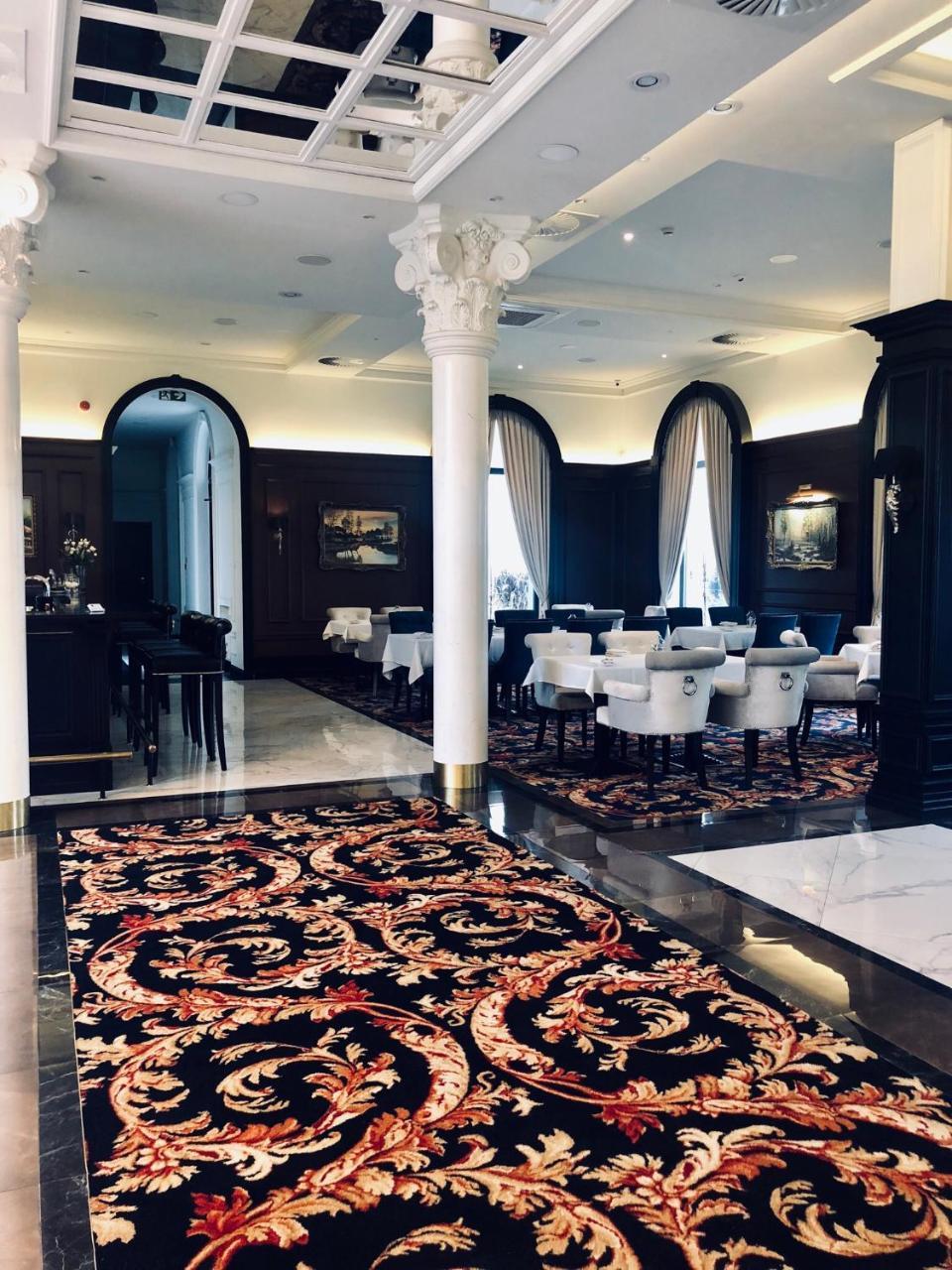 Hotel Mansor Ząbki Extérieur photo